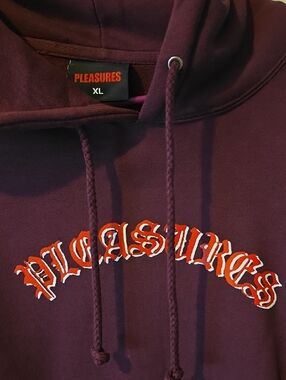 PLEASURES Burgundy Hoodie with Logo Size Xl